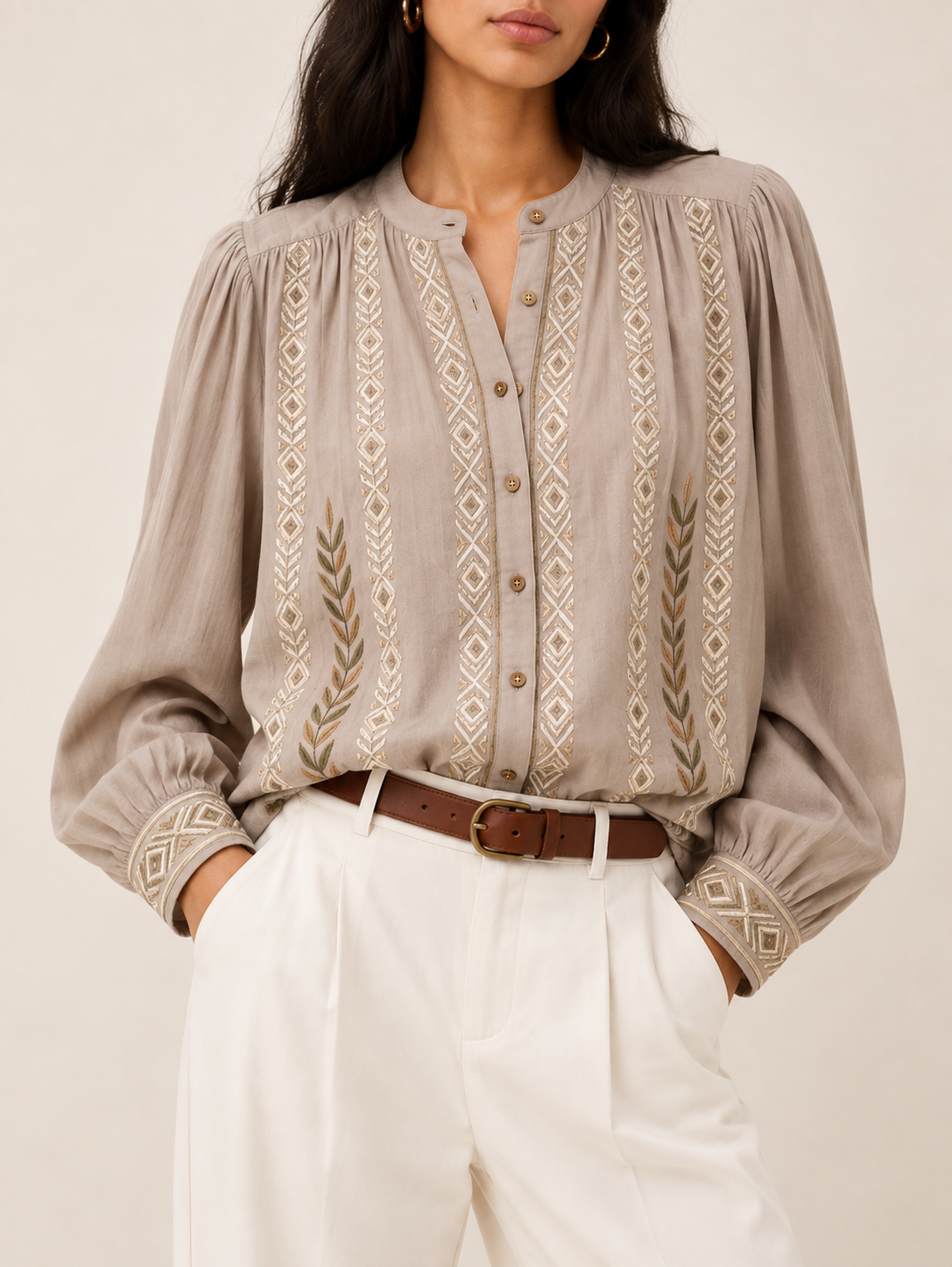 Relaxed Shirt in beige, front