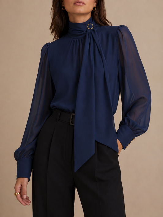 Classic Shirt in blue, front